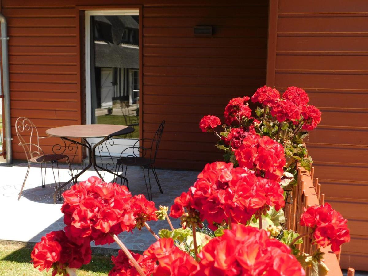 Cottage Des Bords De Seine Saint-Nicolas-de-Bliquetuit Esterno foto